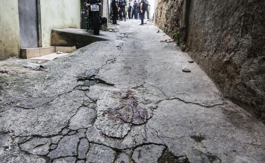 policiais-sao-afastados-apos-execucao-de-morador-em-casa-durante-operacao