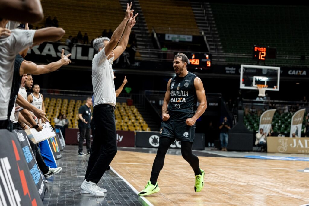brasilia-basquete-vence-corinthians-em-confronto-direto-pelo-g4-no-nbb