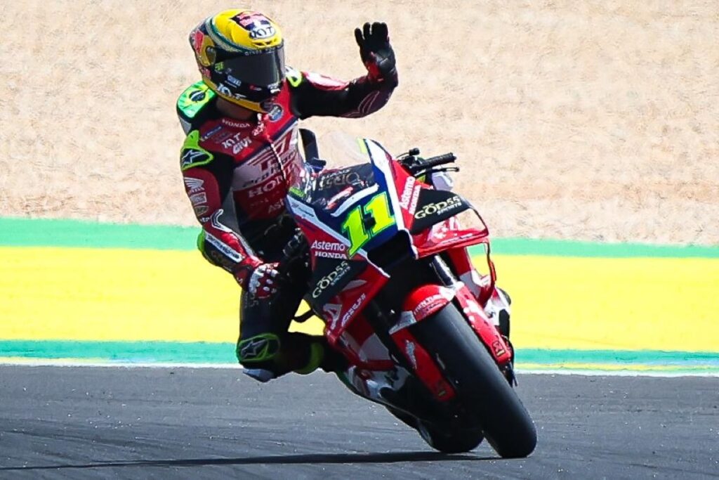 diogo-moreira-fala-sobre-fas-brasileiros-e-avalia-autodromo-de-goiania