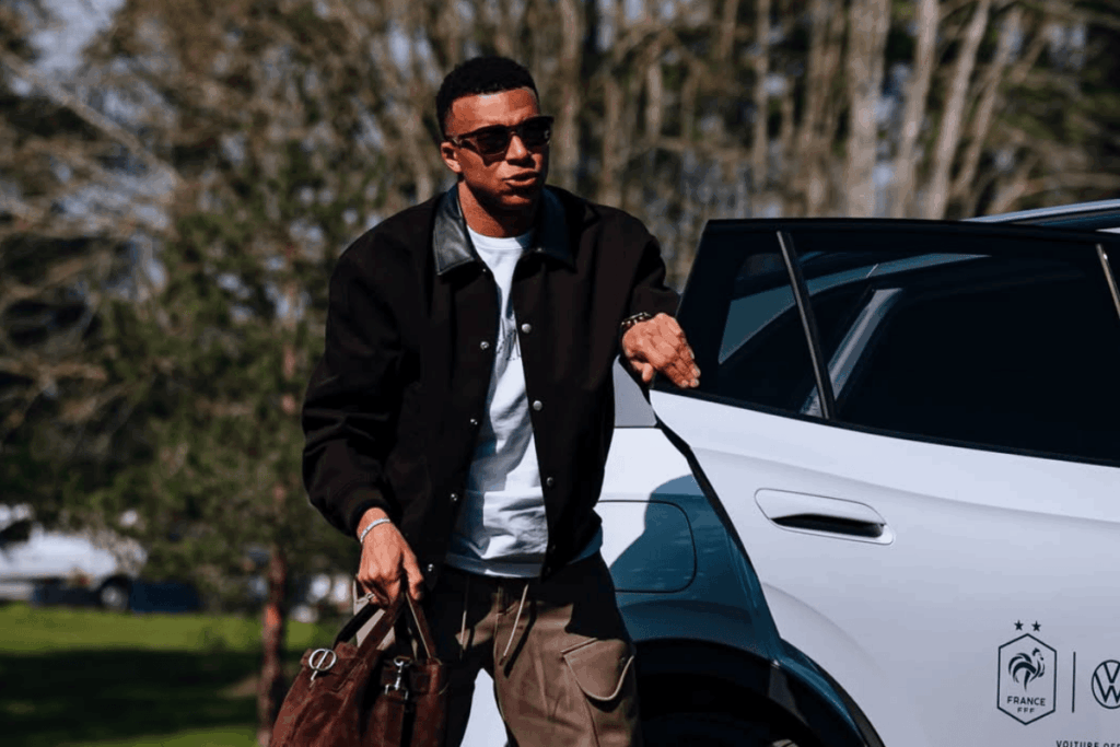 kylian-mbappe-confirma-que-esta-recuperado-de-lesao-no-joelho