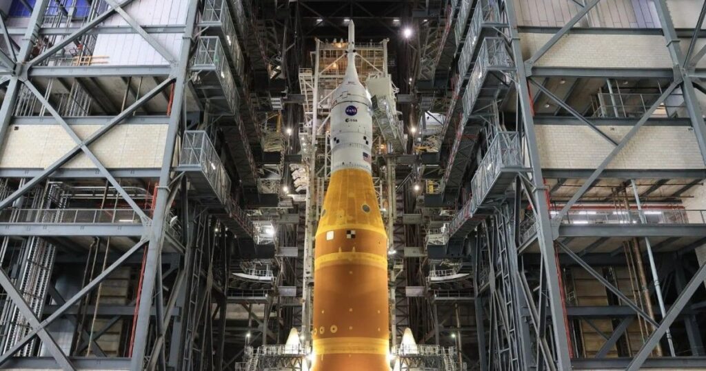 orion-e-artemis:-conheca-a-nave-que-vai-voltar-a-lua