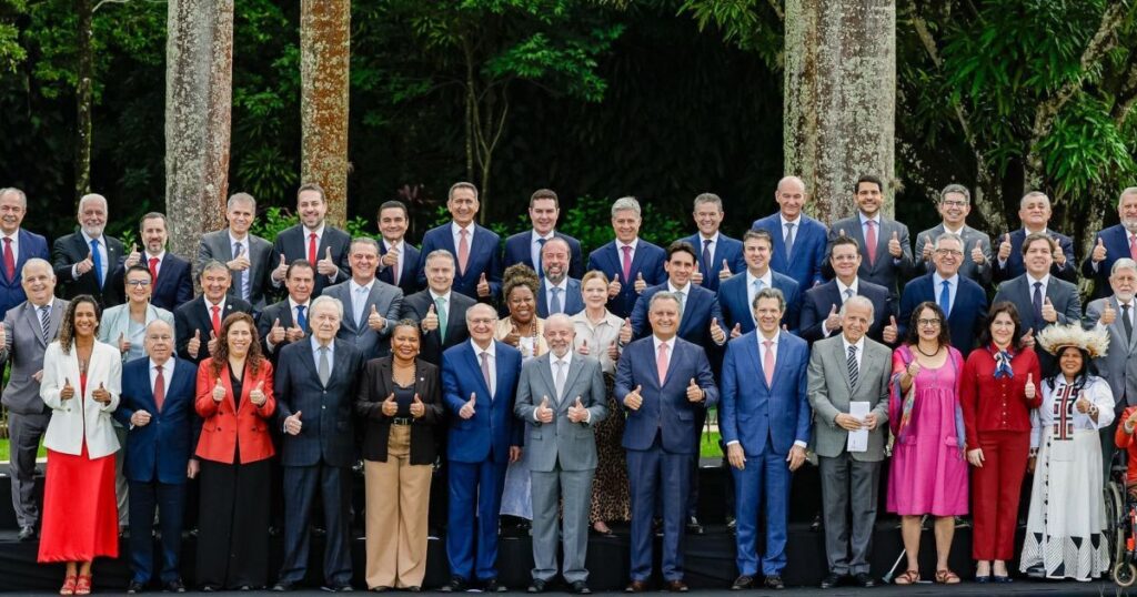 lula-escala-ministros-para-agenda-de-entregas-antes-de-trocas-na-esplanada