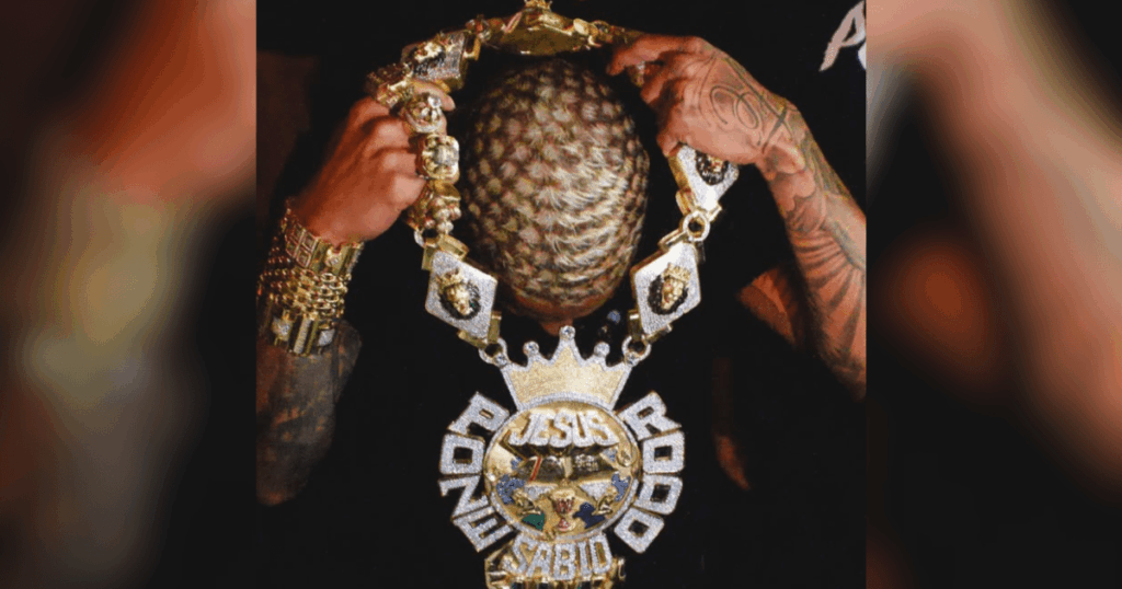 mc-poze-relata-agressoes-durante-assalto-em-casa-no-rio