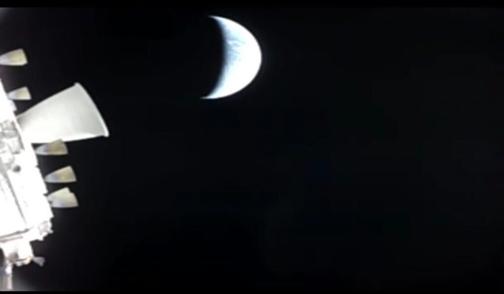 artemis-ii:-video-mostra-nave-ja-no-espaco-com-a-terra-ao-fundo;-veja