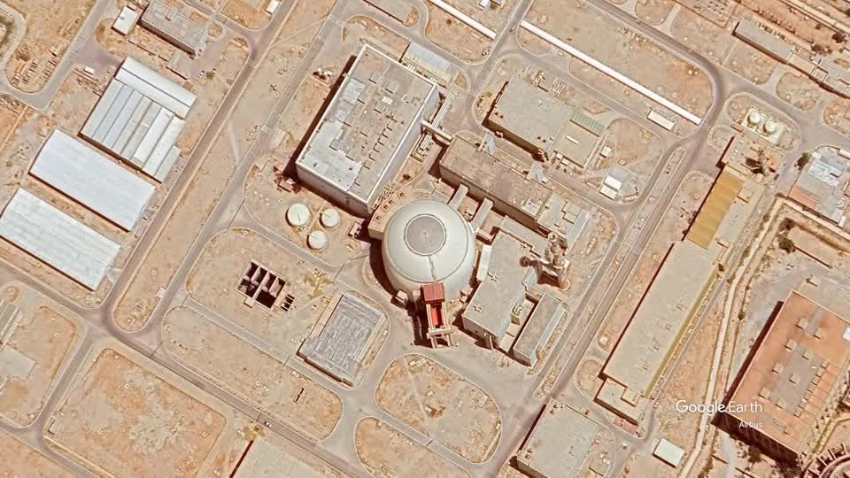 ira:-ataques-forcam-evacuacao-de-funcionarios-de-usina-nuclear-em-bushehr