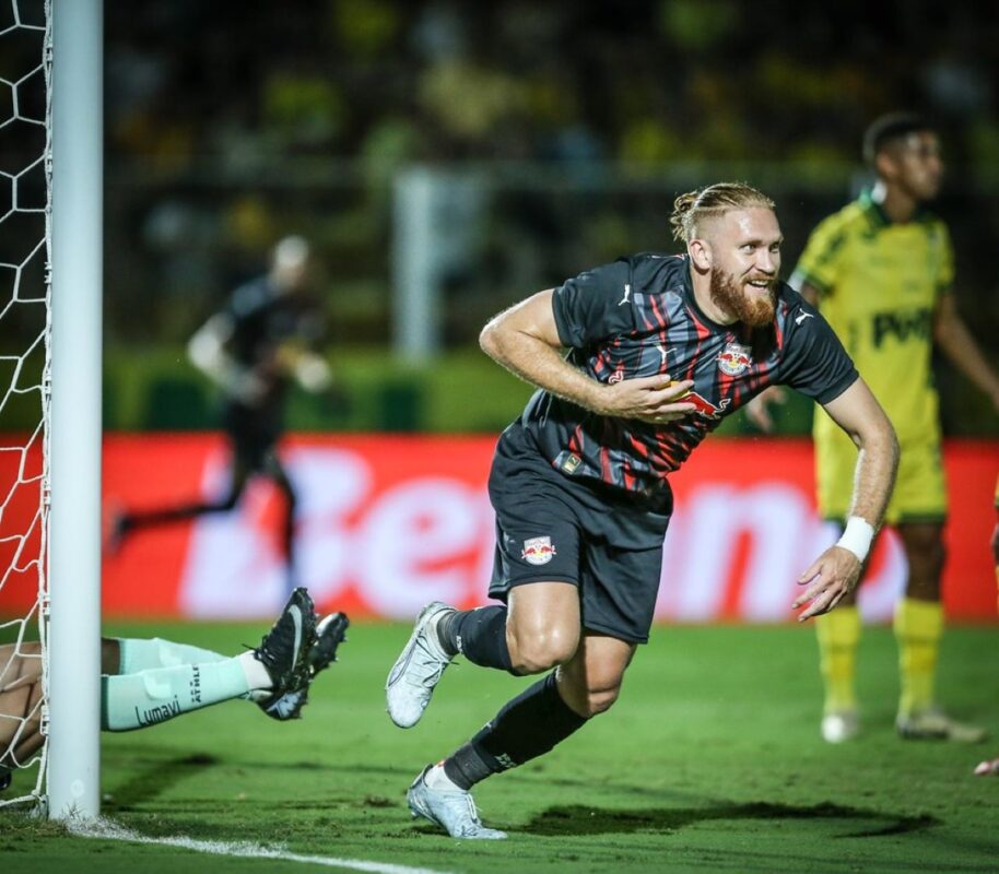 pitta-marca,-bragantino-vence-mirassol-e-soma-2a-vitoria-consecutiva.-veja-video