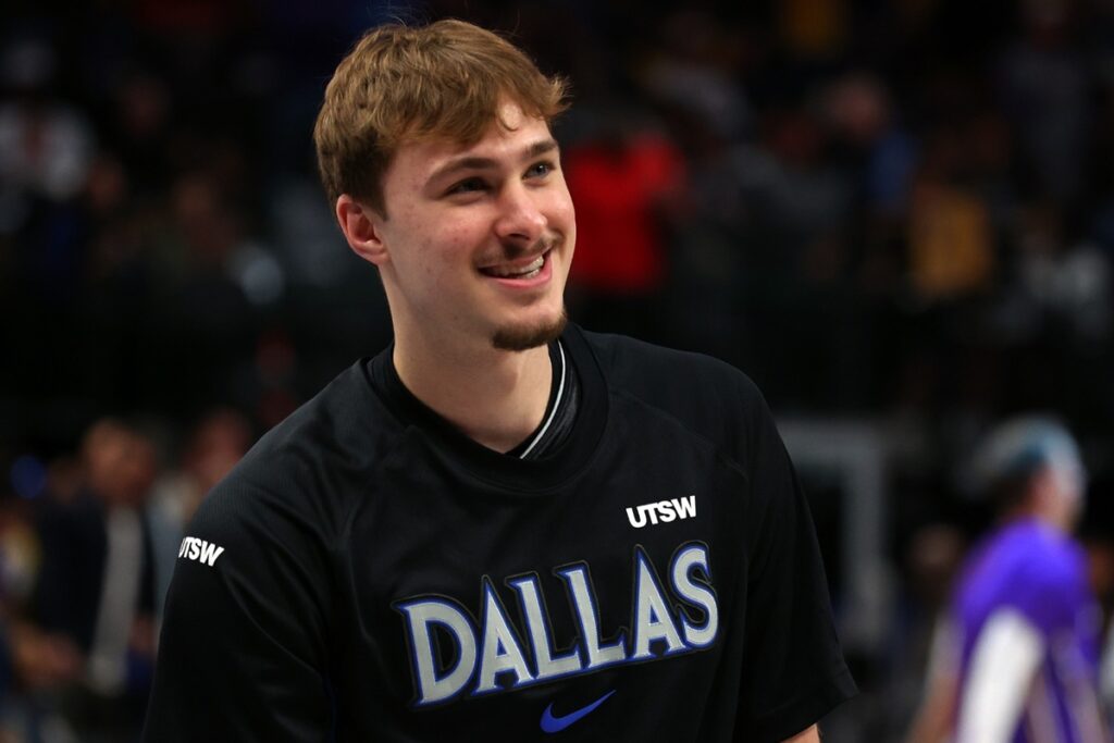 novato-dos-mavericks,-cooper-flagg-quebra-recordes-historicos-da-nba