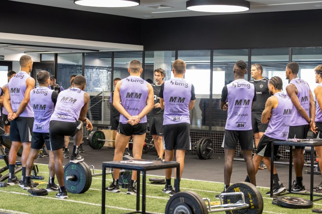 sul-americana:-hulk-e-outros-quatro-sao-desfalque-para-o-atletico-mg