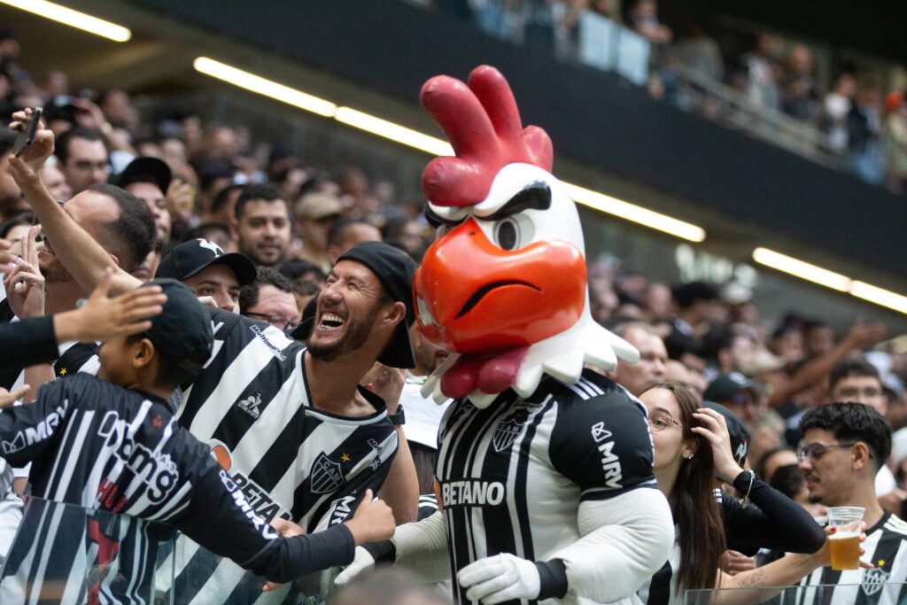 briga-de-galos:-atletico-mg-e-bloco-de-carnaval-entram-em-acordo