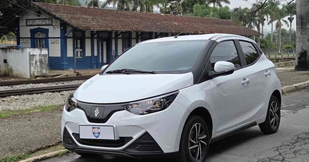 jmev-ev2:-conheca-o-carro-eletrico-mais-barato-do-brasil