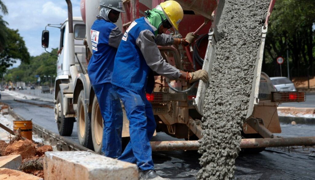 venda-de-cimento-bate-recorde-e-cresce-9%-em-marco