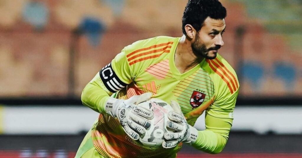 goleiro-do-al-ahly-e-suspenso-por-quatro-jogos-apos-agredir-arbitro