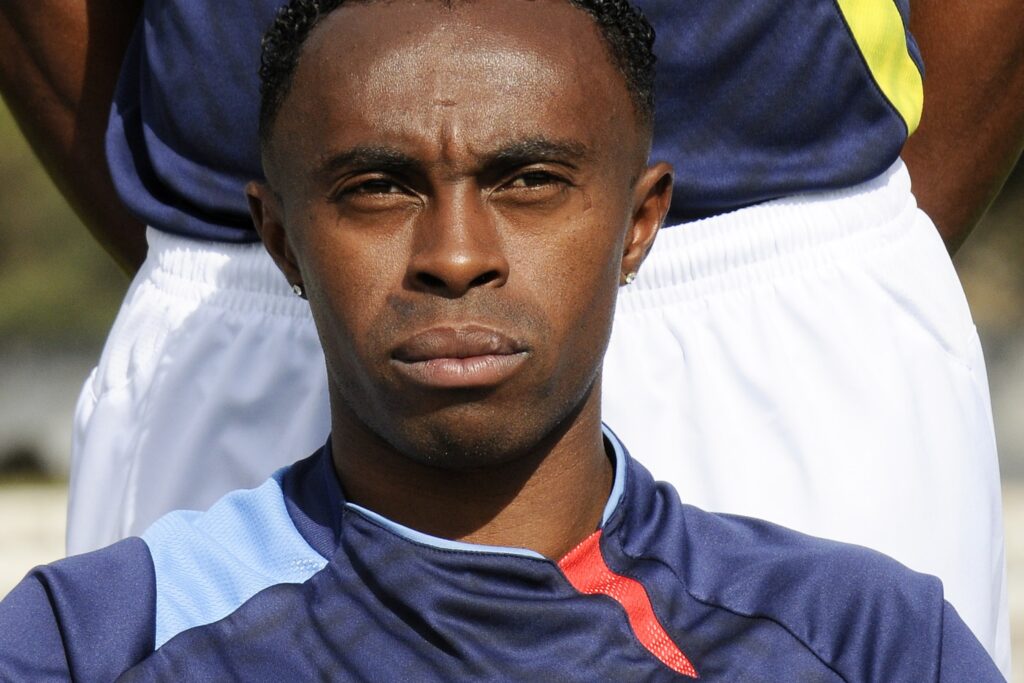 jogador-ex-copa-do-mundo-e-preso-apos-roubar-a-loja-de-eletronicos