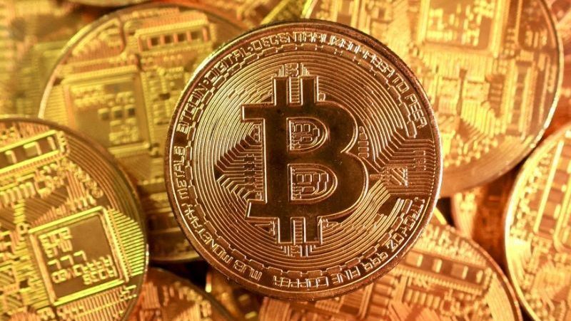 bitcoin-avanca-no-aguardo-de-negociacoes-entre-eua-e-ira