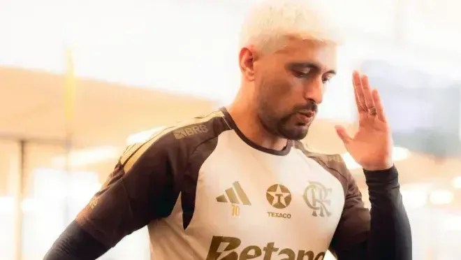 flamengo:-leonardo-jardim-tem-dois-desfalques-diante-do-fluminense