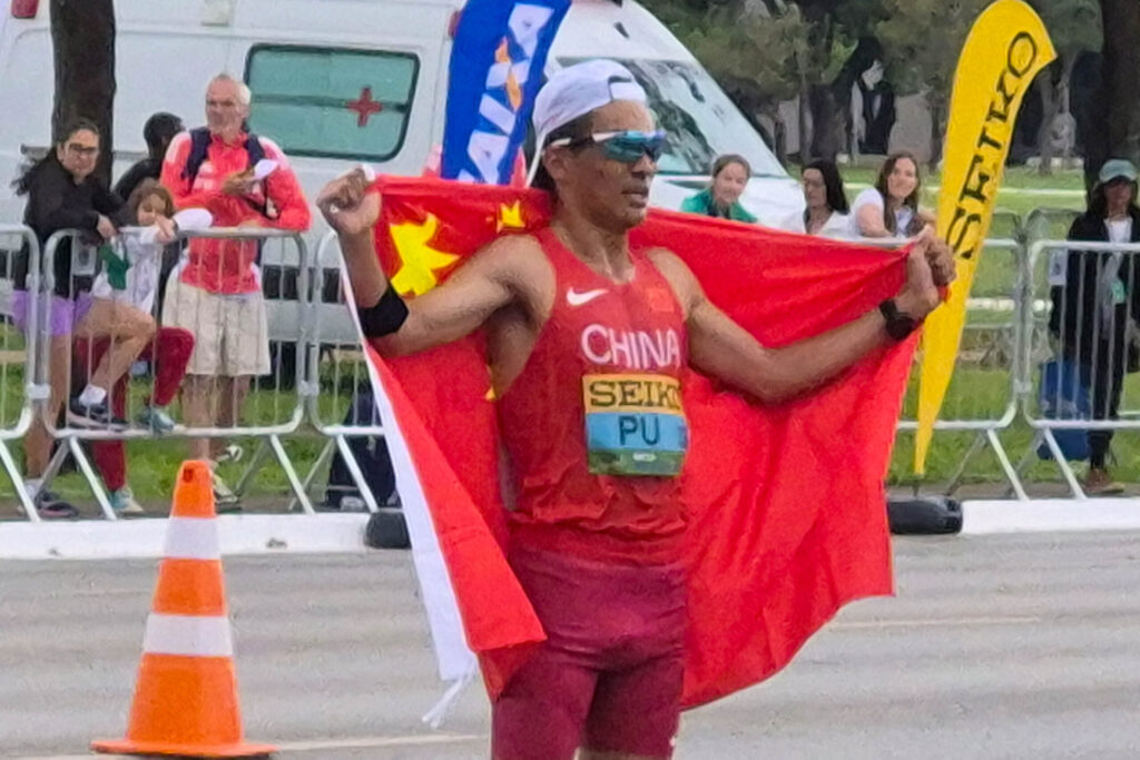 atleta-chines-vence-10-km-sub-20-no-mundial-de-marcha-atletica