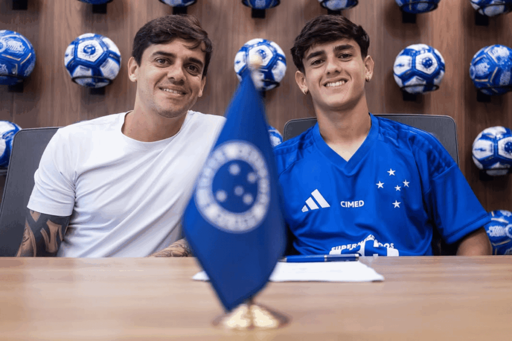 filho-de-fagner-assina-primeiro-contrato-profissional-com-o-cruzeiro