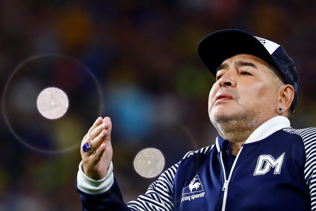 caso-maradona:-julgamento-sera-reiniciado-pela-justica-da-argentina
