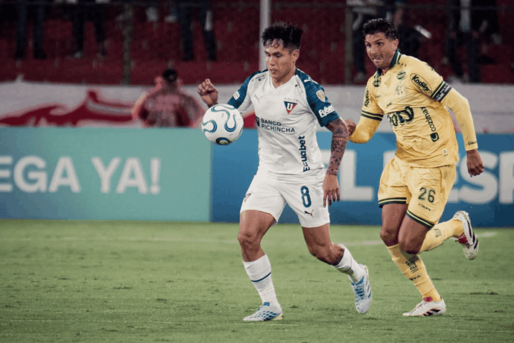 mirassol-perde-para-ldu-por-2-x-0-e-tem-primeiro-reves-na-libertadores