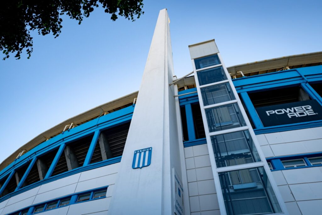 saiba-por-que-racing-x-botafogo-nao-conta-com-a-presenca-de-publico