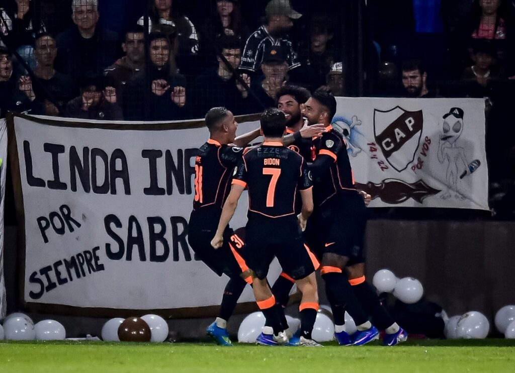 libertadores:-veja-a-escalacao-do-corinthians-diante-do-santa-fe