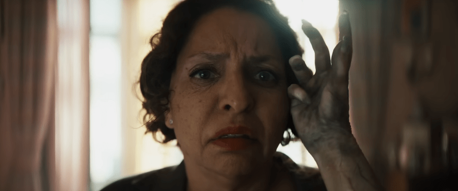 “maldicao-da-mumia”-e-terror-grotesco,-mas-com-toque-de-humor-de-lee-cronin