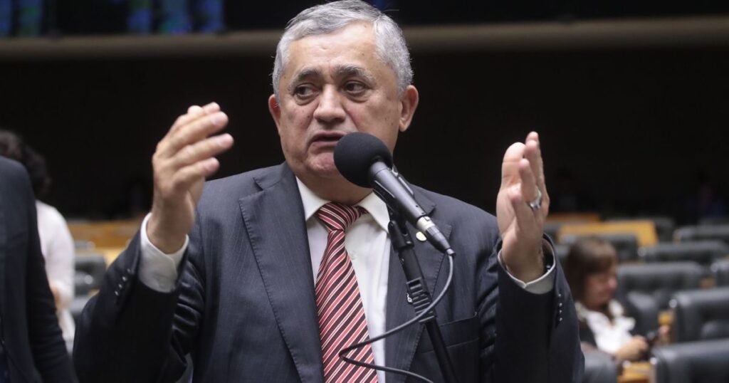 ministro-diz-que-governo-prepara-novas-medidas-contra-efeitos-da-guerra