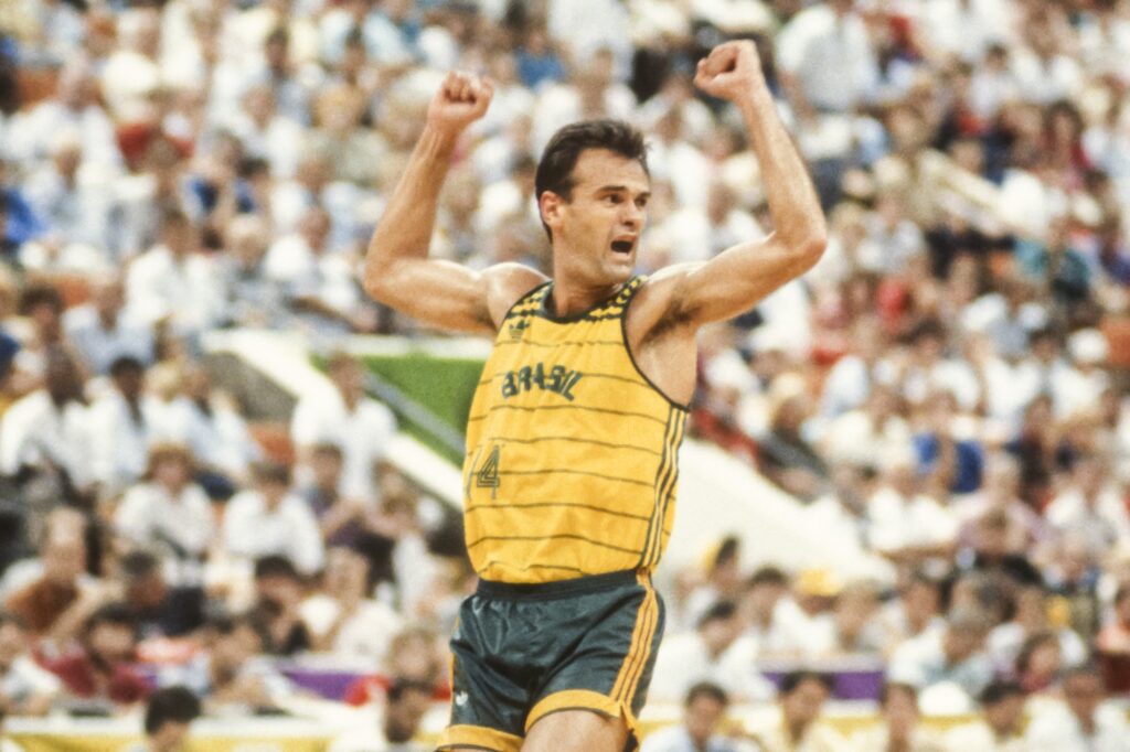 oscar-schmidt-e-internado-em-sao-paulo-apos-sentir-mal-estar