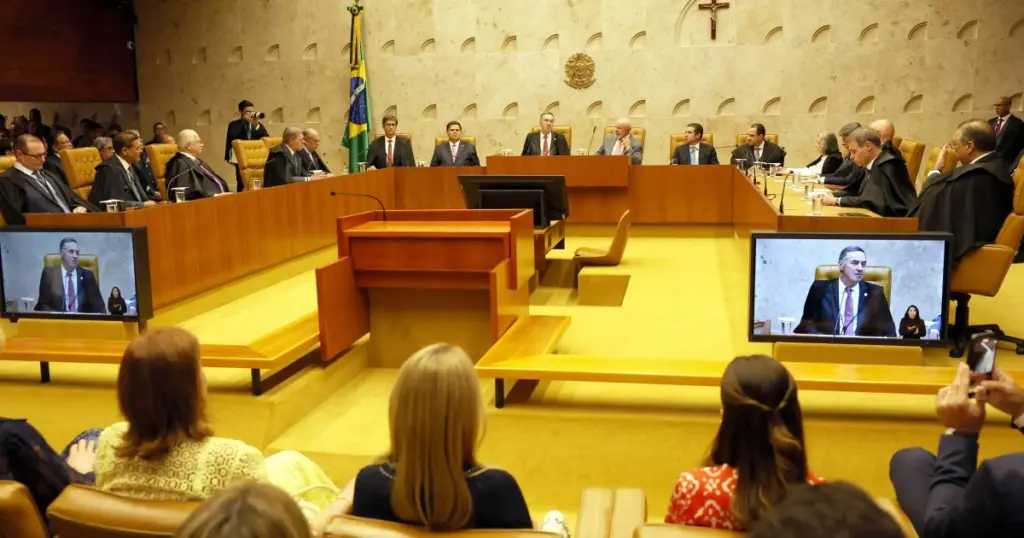 stf-tem-que-esfriar-a-cabeca-e-resolver-problema-estrutural,-diz-professor