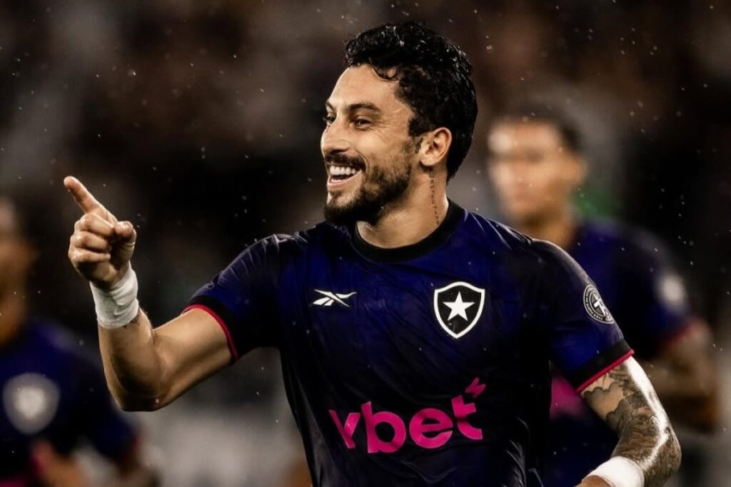 alex-telles-convoca-torcida-para-o-jogo-botafogo-x-internacional-no-df.-veja-video