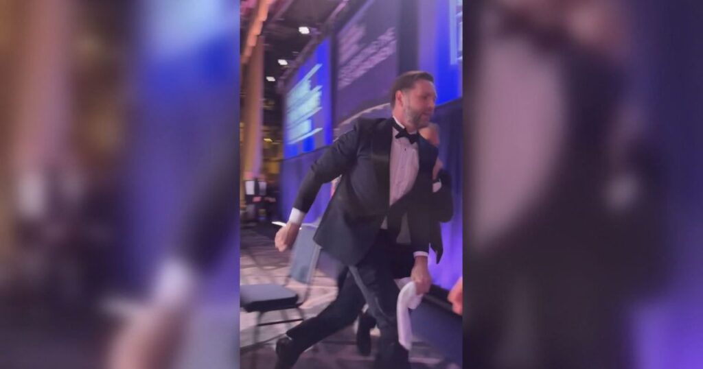 veja-momento-em-que-jd-vance-e-retirado-de-jantar-apos-ataque-a-tiros