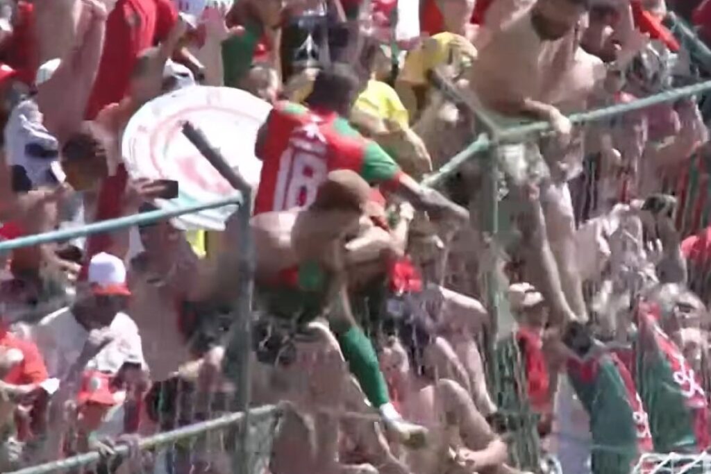 alambrado-quebra-durante-comemoracao-de-gol-do-titulo-no-paulistao-a3.-veja-video