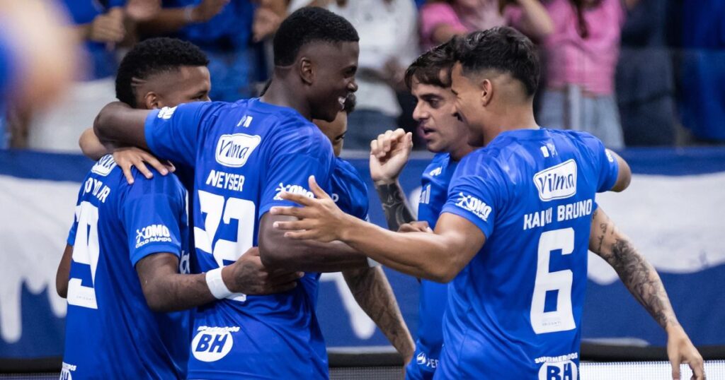 spindel-projeta-proxima-janela-e-destaca-forca-do-elenco-do-cruzeiro