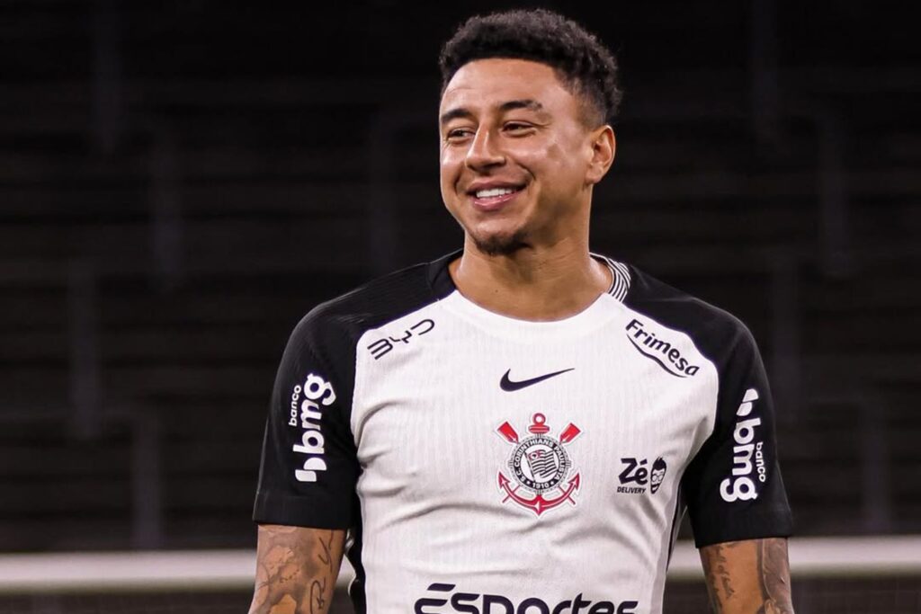 em-entrevista,-lingard-diz-estar-impressionado-com-torcida-corintiana