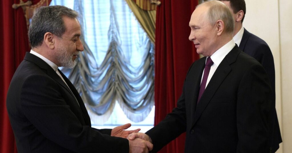 ira-vai-tomar-decisao-sobre-negociacoes-com-os-eua,-diz-chanceler-a-putin