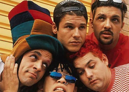 cinzas-dos-mamonas-viram-arvores-em-memorial-em-guarulhos;-entenda