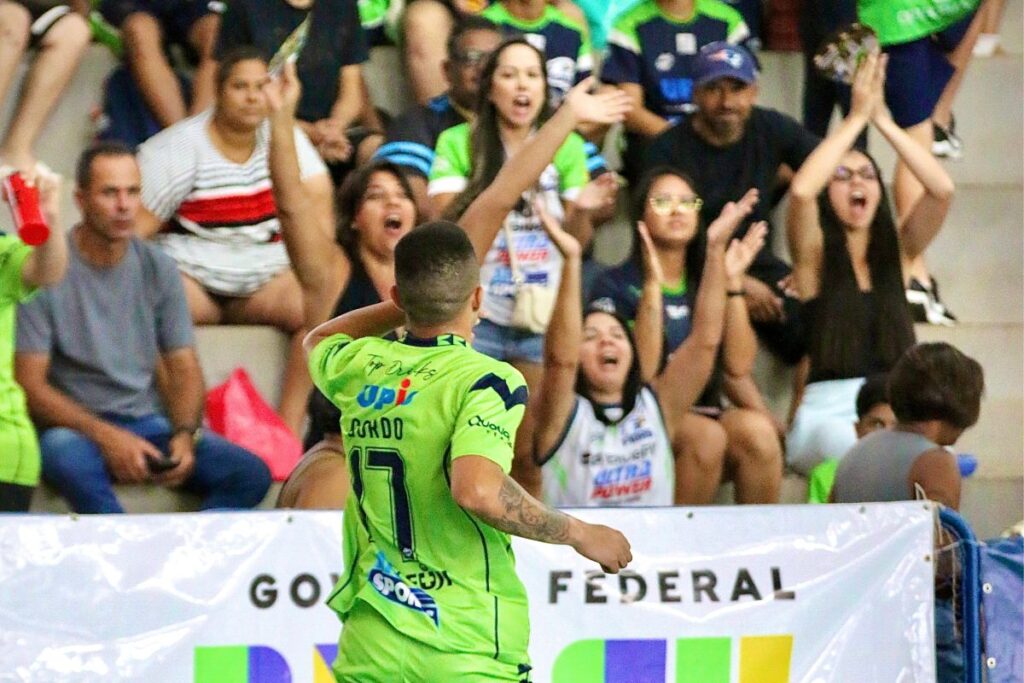 metropoles-esportes-transmite-jogo-das-oitavas-da-copa-do-brasil-de-futsal