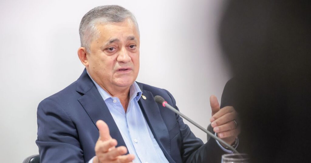 cabe-ao-senado-explicar-rejeicao,-diz-guimaraes-apos-derrota-de-messias