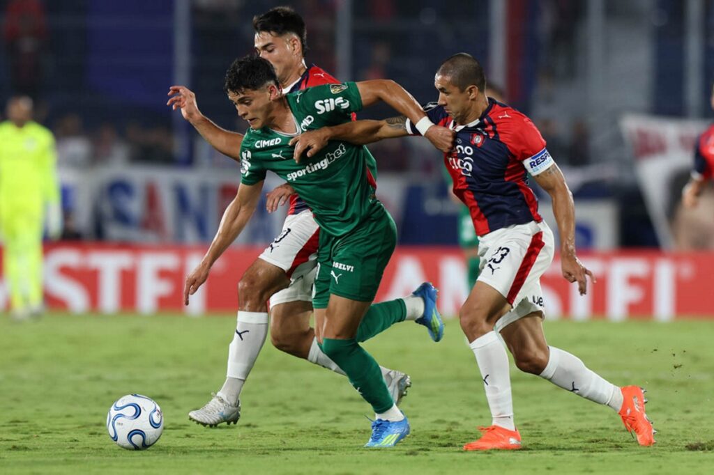 libertadores:-palmeiras-sai-na-frente,-mas-cerro-porteno-busca-empate