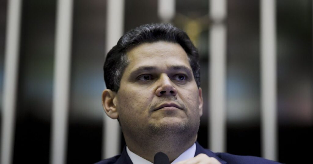 analise:-com-rejeicao-de-messias,-alcolumbre-redesenha-propria-sucessao