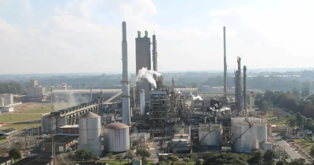 ansa-retoma-producao-de-ureia-no-parana-apos-r$-870-milhoes-de-investimento
