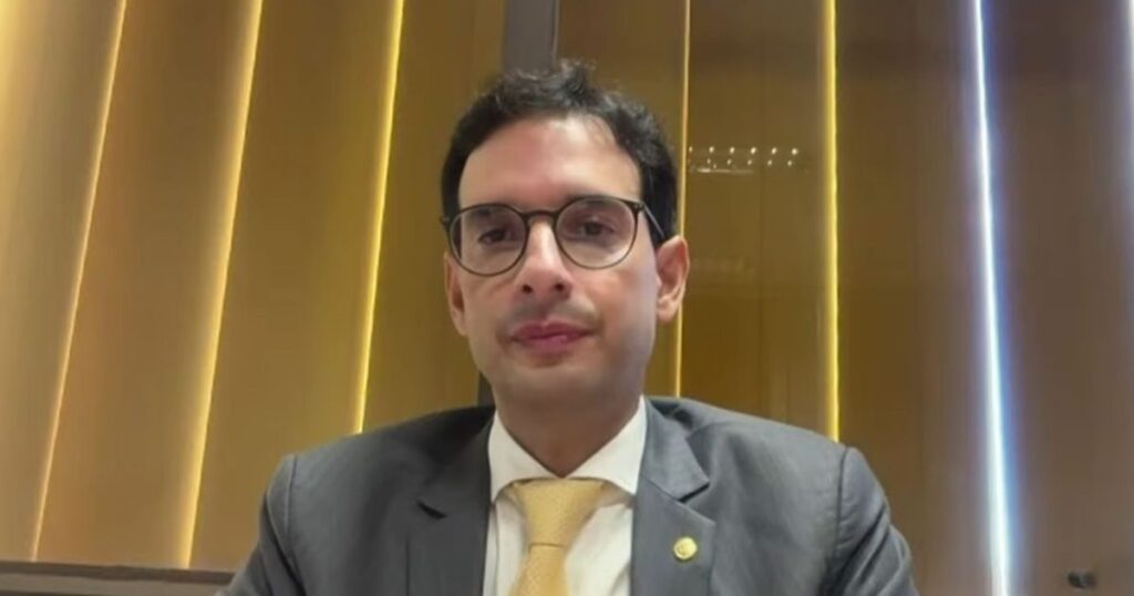 texto-da-pec-da-escala-6×1-“tera-a-cara-de-hugo-motta”,-diz-relator-a-cnn