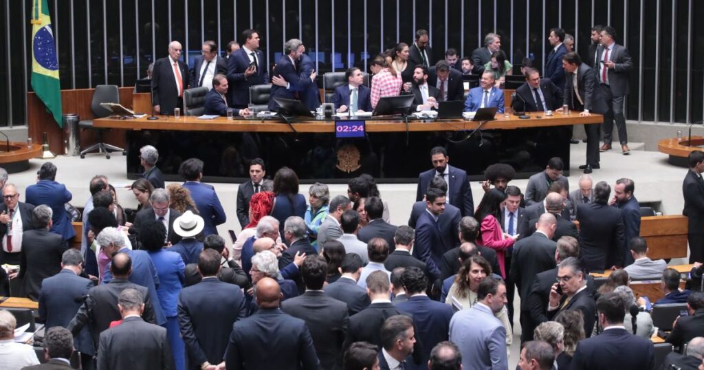 pl-da-dosimetria:-veja-como-votou-cada-deputado-e-senador