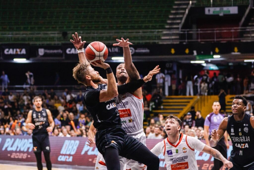 nbb:-com-game-winner-de-paulichi,-brasilia-basquete-avanca-as-quartas