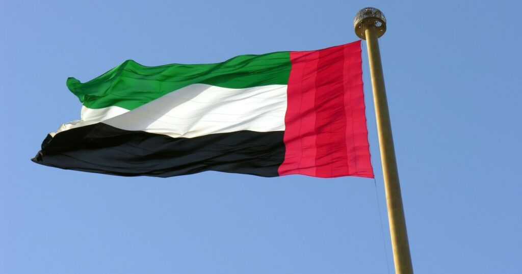 escolas-dos-emirados-arabes-unidos-adotam-ensino-remoto-apos-ataques-do-ira