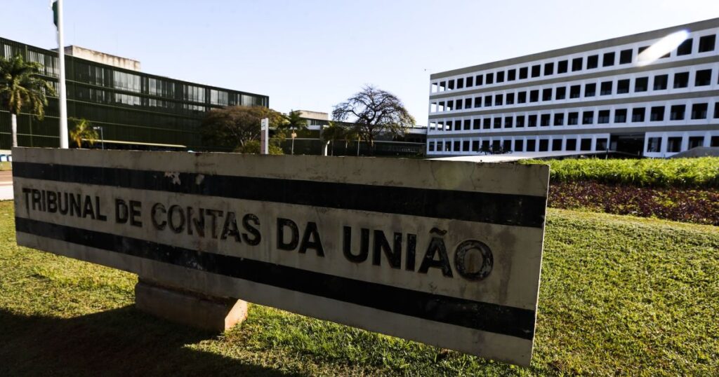 congresso-promulga-pec-que-proibe-extincao-de-tribunais-de-contas