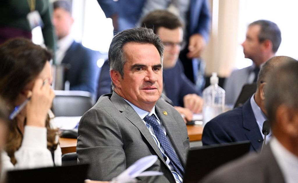 pf:-irmao-de-ciro-comprou-cota-de-r$-13-mi-por-r$-1-mi-de-primo-de-vorcaro