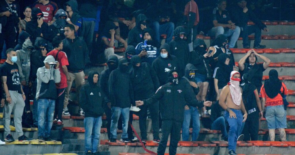 “caos”:-imprensa-internacional-destaca-confusao-em-ind.-medellin-x-flamengo