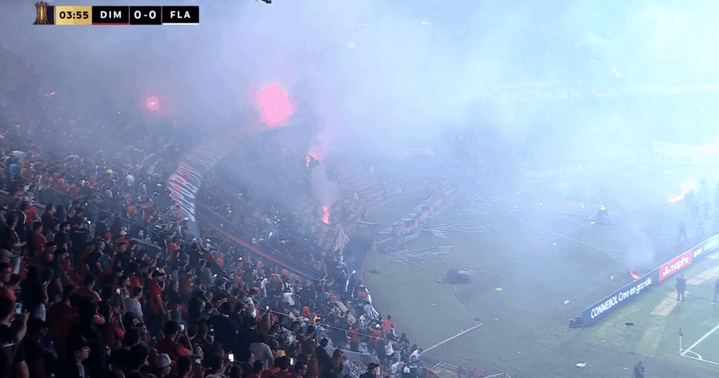 ind.-medellin-x-flamengo:-video-mostra-inicio-da-confusao-que-cancelou-jogo