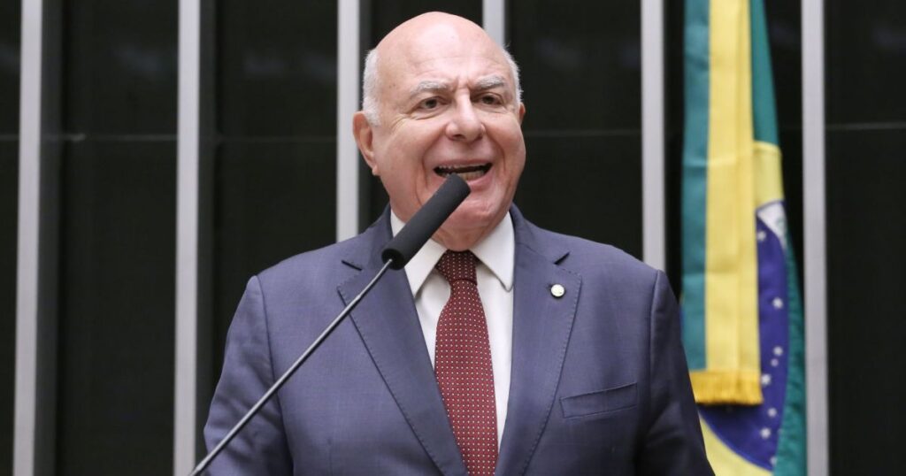 pl-dos-minerais-criticos-estabelece-prazo-maximo-para-pesquisa-mineral